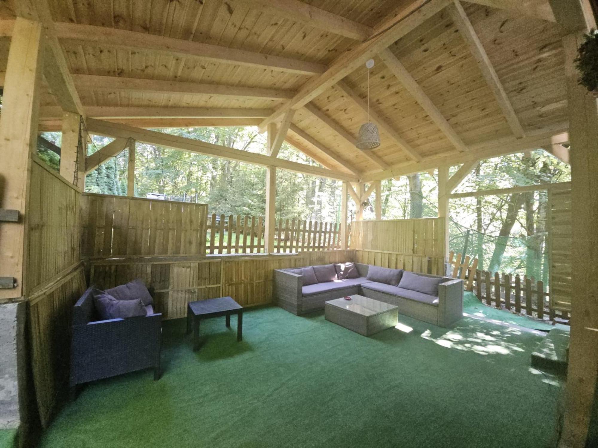 Villa Quad 波亚纳布拉索夫 外观 照片
